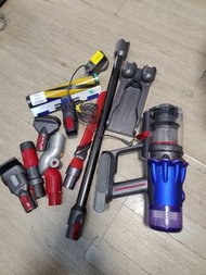 Dyson V12 無線吸塵機 已深層清潔。請看描述有三個價