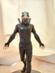 我英 nine figure