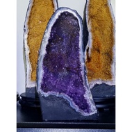 Amethyst cave 钛晶紫晶洞