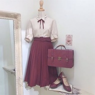 特價包郵❤️滿2️⃣件減5️⃣0️⃣‼️全新日系套裝Fint 復古學院風酒紅色JK制服兩件套套裝 setup ( 米白色中袖襯衫配酒紅色蝴蝶結🎀 + 百褶半身長裙 上班OL斯文套裝 斯文裙 斯文返工上