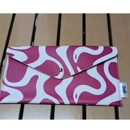 Limited Edition Safi Raya Pouch +Gift 🎁