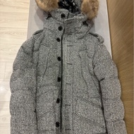 Burberry全新喀什米爾羽絨外套