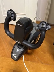 Thrustmaster Boeing 飛行模擬搖桿 + rudder