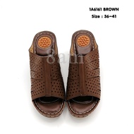 [ส่งเร็วพิเศษ!] 8am รองเท้าเพื่อสุขภาพ รองเท้าแตะส้นสูงแบบสวม งานเย็บมือทนทาน สวมใส่สบาย น้ำหนักเบาม