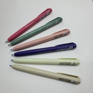 Uni-ball Signo RT1 UMN-155 限定新色筆杆 黑色水筆