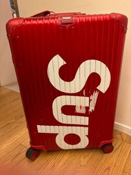 Supreme x Rimowa 紅色行李箱