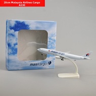 Malaysia Airlines A330 Simulation Alloy Cargo Model 20cm