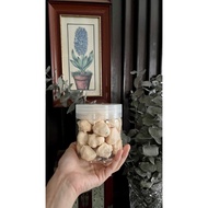 [Max 4 jars per order] Chocolate Chip Meringue Cookies by Nibblebit.my