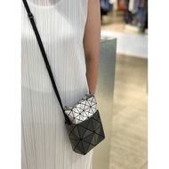 BAO BAO ISSEY MIYAKE BAOBAO ระเป๋าสะพายผู้หญิง กระเป๋าสะพายข้าง กระเป๋า BaoBao Lucent nest S green/l