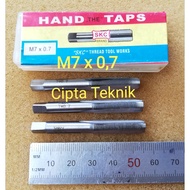 Hand Tap Skc M7 x 0.7 Handtap M7 x 0.7 Bolt hole thread tap M7x0.7