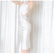 Dress Fabrique.co With Brand Paper Bag