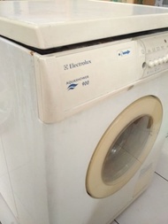 Mesin Cuci Electrolux Bekas