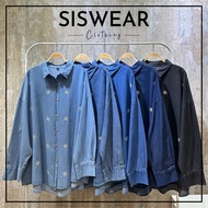 SISWEAR Denim Flower Embroidery Kemeja (TWO SIZE) Cotton Jeans Korean Jeans Shirt Denim Shirt Women 