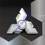 con xoay spinner kim loại đẹp có dạ quang hấp thụ ánh sáng và phát sáng MS001