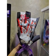 kinder Bueno gift bouquet surprise