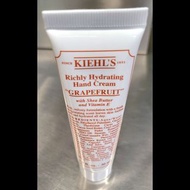 護手霜Kiehl's hydrating hand cream 30ml 含乳木果精華及維他命E，深層長效保濕，高級療愈香味，美國製造，全新有封口，到期日：45/支，80/2支
