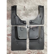 【Hot Sale】Hiace Commuter/GL MUDGUARD