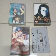 5/67. Thai String Cassette Tape 90s Second Hand Roll Venus Band But The Cover Is Not Straight (Micke