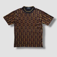 VINTAGE GUGGI DESIGN BY ITALY Beautiful Shape New Condition Fit Neck Size M