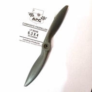 Bright - Propeller Apc 6.3 X 4 For 15 Combat
