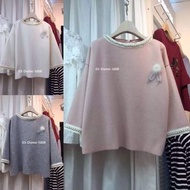 正韓 韓製 東大門設計款 J dress 兔子貼鑽毛毛別針 釘珠綴飾領 毛料 短版正韓上衣 釘珠上衣 1026