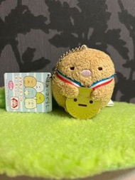 角落生物 豬扒 拎獎牌 細公仔 7cm