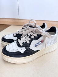 Autry "Super Vintage" Sneakers