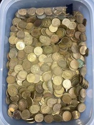 大量回收香港硬幣。一毫銀幣，兩毫硬幣，五毫硬幣，一蚊硬幣，五蚊硬幣。