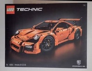 LEGO Technic Porsche 911 GT3 RS 42056