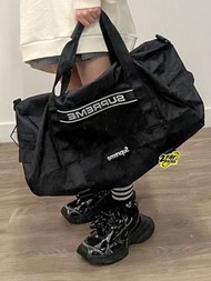 Supreme Logo Duffle Bag - black