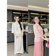 Florence - Set of modern floral embroidered turtleneck shirt with jade buttons and silk pants (pink 