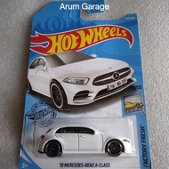 Hot Wheels 19 Mercedes-Benz A-Class Seri Factory Fresh 2018 Warna Putih HW MB 019 Kondisi Sesuai Fot
