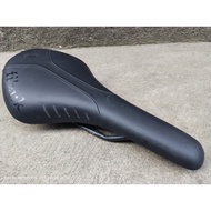 Saddle Fizik Antares R7