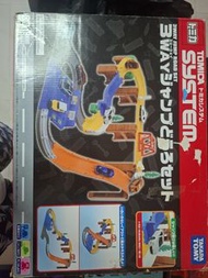 Tomica 3-Way Jump Road Set 玩具車軌道