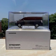 Honda 本田 Stepwgn 1/24 塑膠模型車