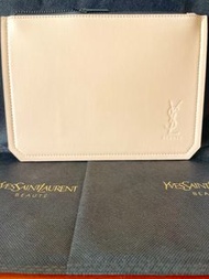 YSL 奶茶色信封包