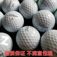 Bola golf, bola tiga atau empat lapisan untuk bermain di padang golf, bola golf terpakai TaylorMade.