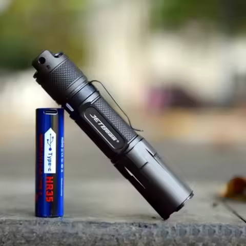 Rechargeable Tactical Flashlight XHP35 HD 2000LM Torch Light with 18650 Battery for Camping Self Def