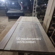 daun pintu pivot kayu Merbau