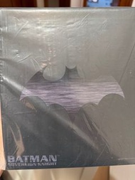 Mezco Batman sovereign knight max black edition