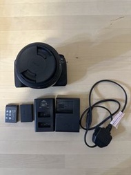 Canon 77D 單反 （連sigma 18-200mm鏡頭）