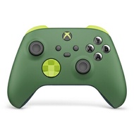 【中古】（新古品） Xbox ワイヤレス コントローラー (リミックス) (Xbox 充電式バッテリー + USB-C? ケーブル (約 2.7 m)付属)