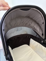 Chicco 嬰兒車手提籃 (沒有車）