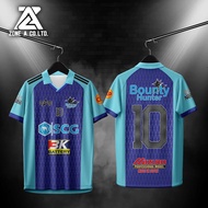 เสื้อพิมพ์ลาย Zone A รุ่น นักล่าค่าหัว  Bounty Hunter คอวีมีปก ออกกำลังกาย ราคาถูก