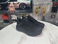 HOKA Tor Ultra Low 1130310-BBLC