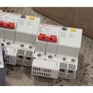 Circuit Breaker for Front Loading Electric Kiln