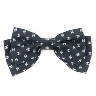 全新未使用香奈兒 (CHANEL) 25 件套 100% 絲綢 Coco 標誌設計RIBON髮夾，黑色，帶包裝盒，意大利​​製造，女士款