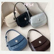 Women's PU Leather Crossbody Bag, Standard Standing Form, Convenient Handle