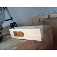 Single pine wood box