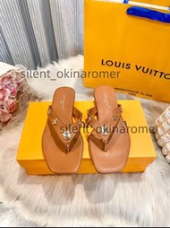 LV 人字拖方頭扣拖鞋